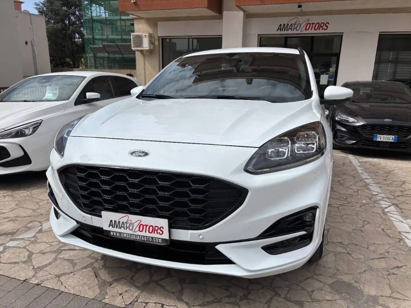 Ford Kuga 2.5 full hybrid ST-Line X 2wd 190cv cvt Blanc - 1