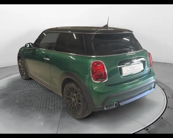 Mini Hatch view 9