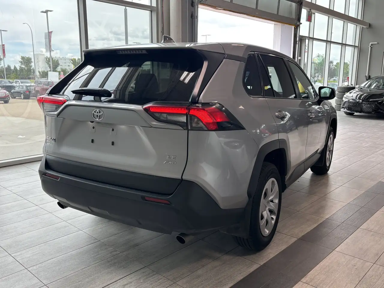Toyota RAV 4 снимка Toyota RAV 4