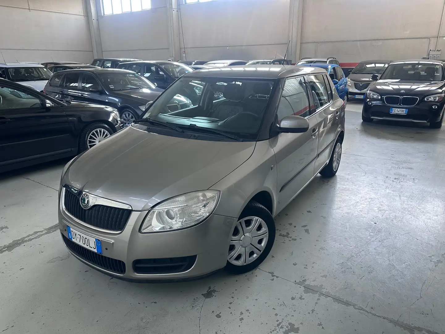 Skoda Fabia Fabia 1.2 Style 70cv Marrone - 2