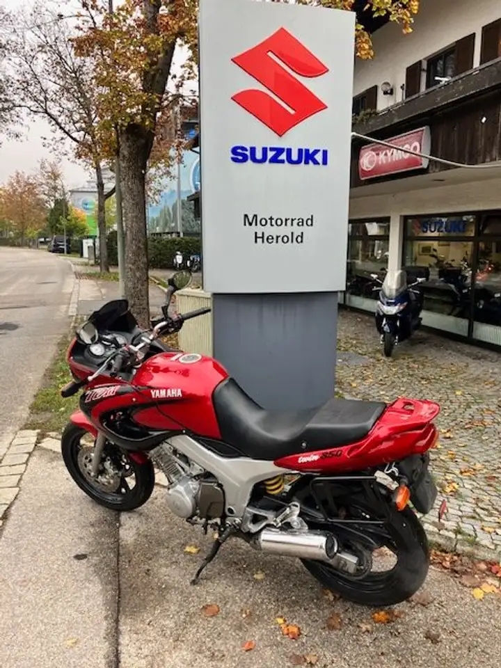 Yamaha TDM 850