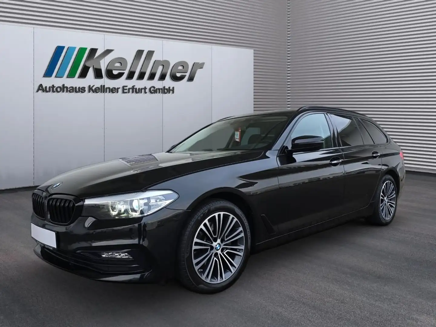 BMW 520 d Aut. Sport-Line+AHK+Head-Up+HIFI Zwart - 2