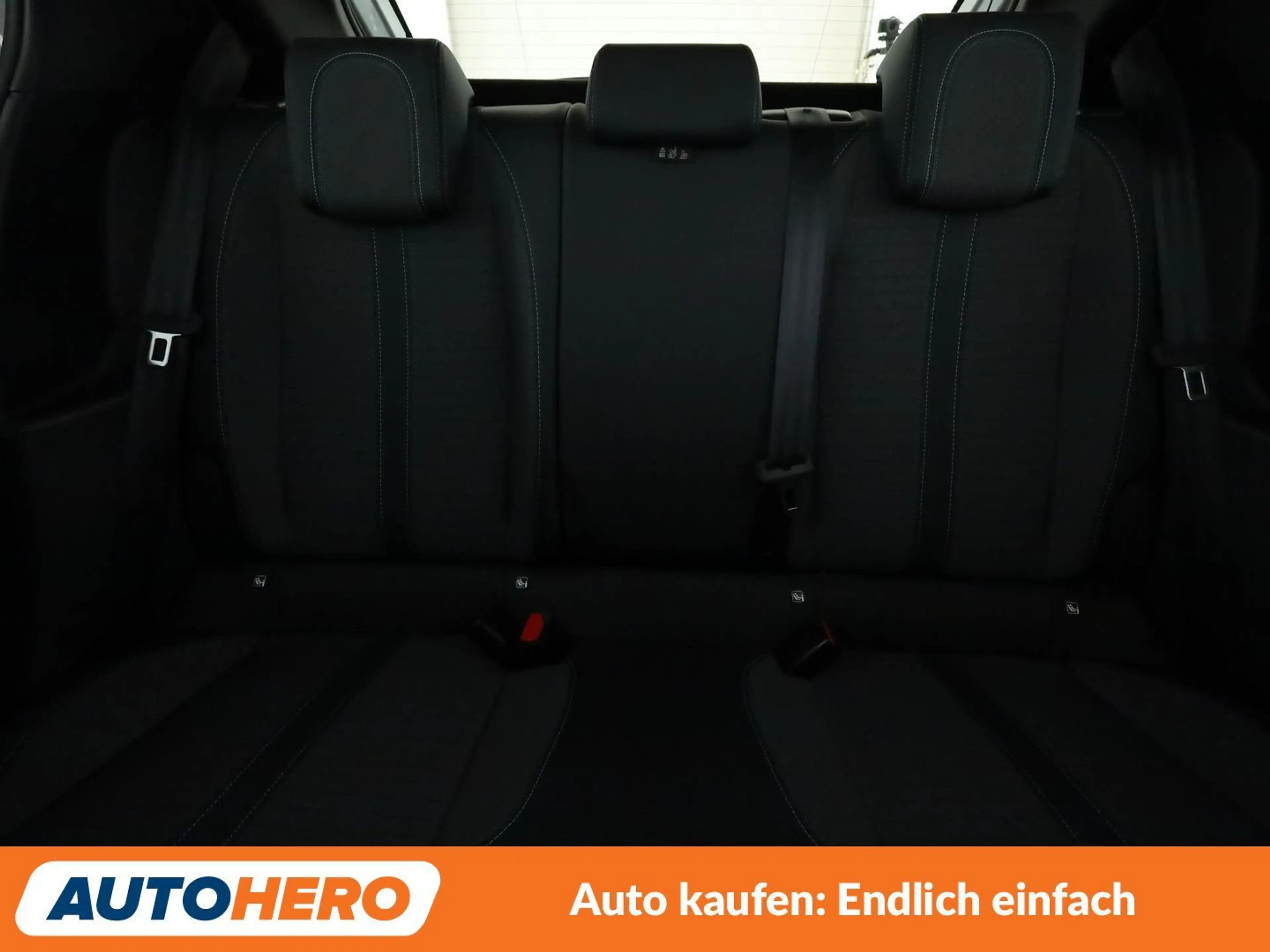 Peugeot e-208 electric drive 100 kW Allure Pack *TEMPO*CAM*PDC* — photo 15