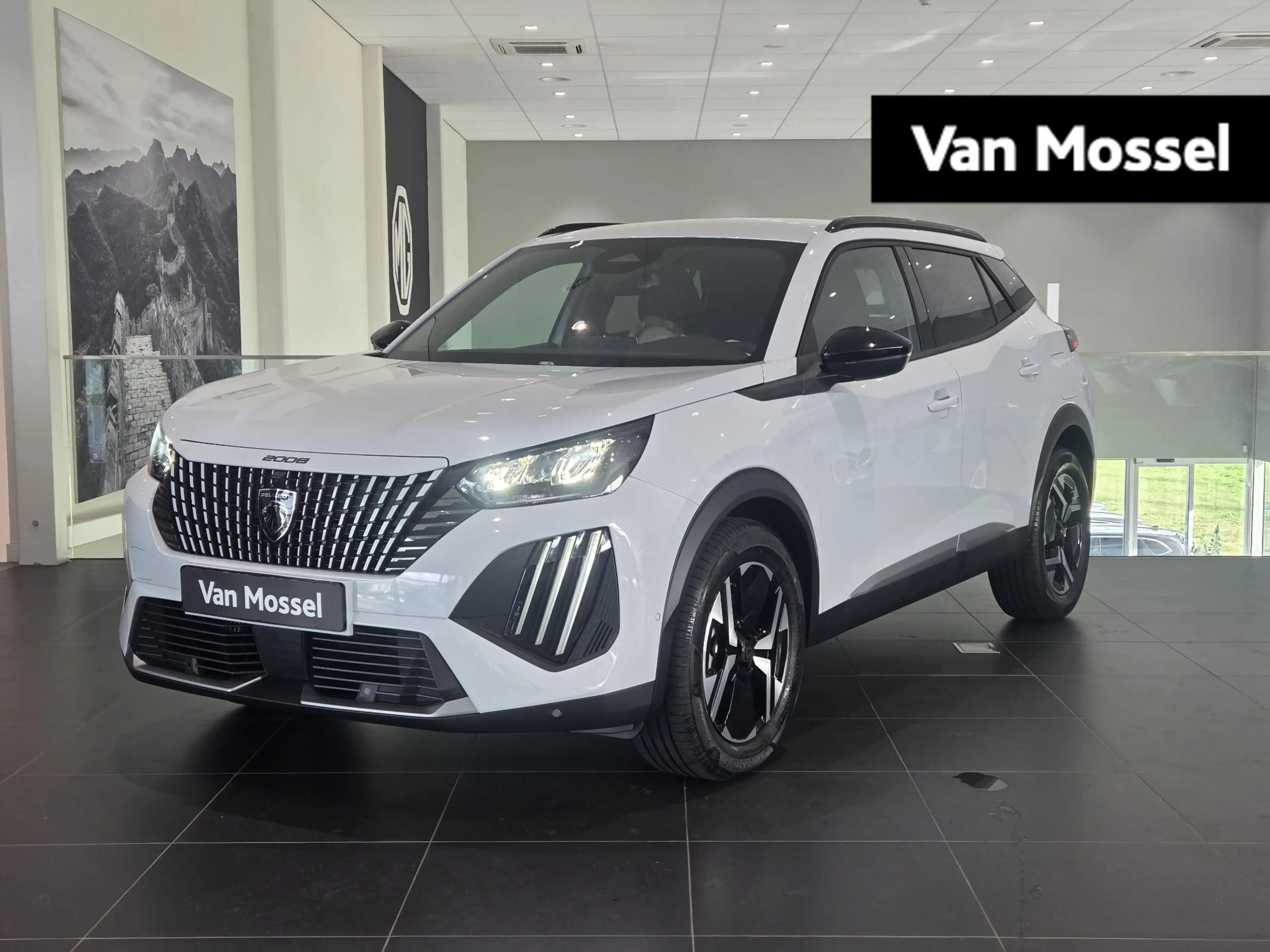 Peugeot 2008 1.2 Hybrid 136 Allure | 360 Camera | Adaptive crui