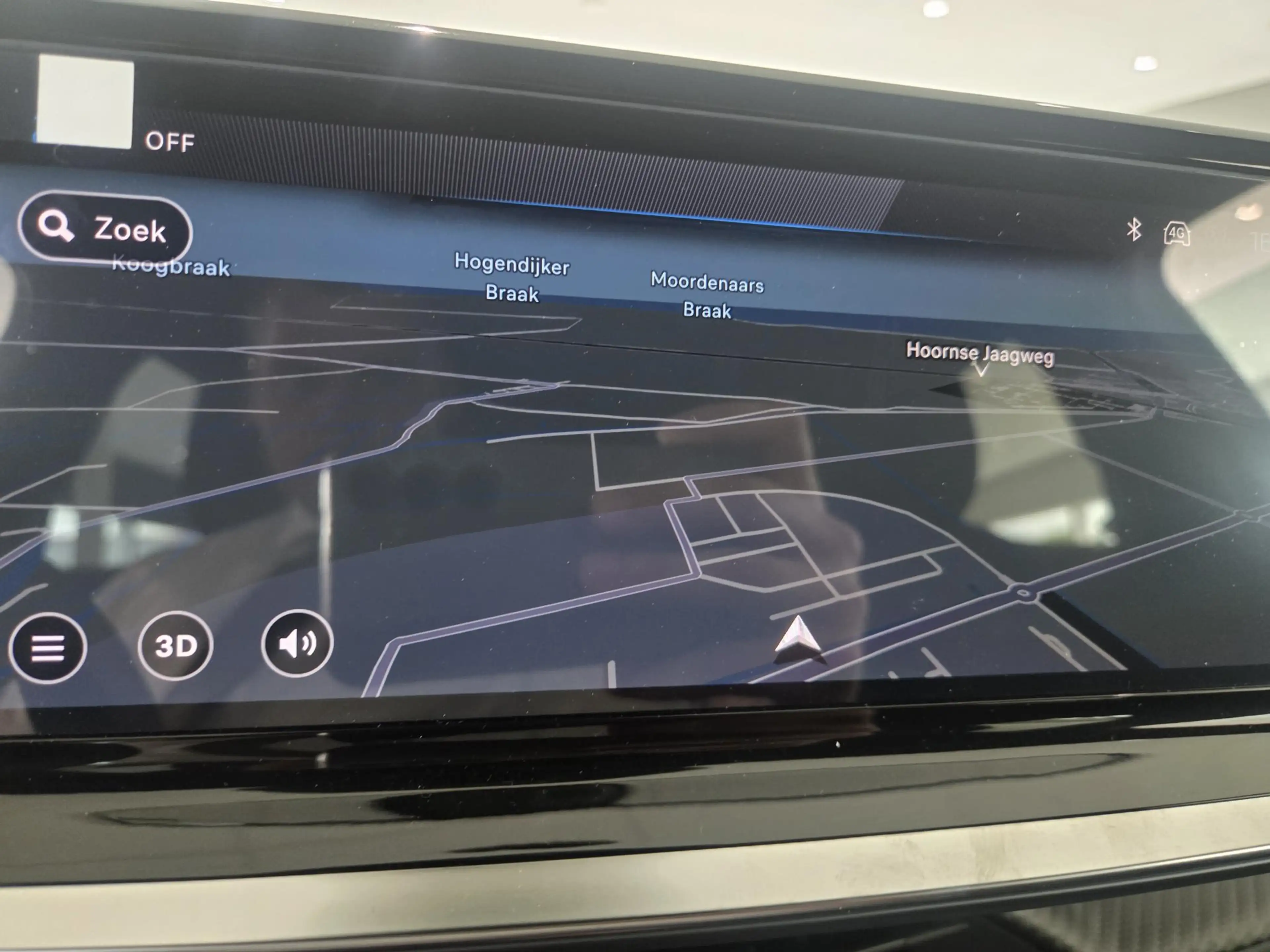Peugeot 2008 1.2 Hybrid 136 Allure | 360 Camera | Adaptive crui — photo 15