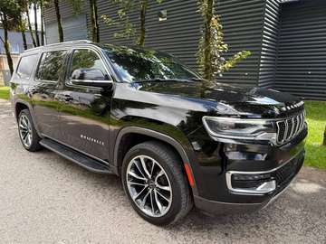 Jeep Wagoneer Series II Premium 4x4 | 5.7 V8 HEMI eTorque | Pano | 22” | AHK | 8-Sitze I Premium Group I Netto möglich
