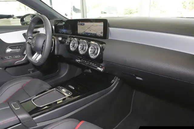 Mercedes-Benz A-Class view 7