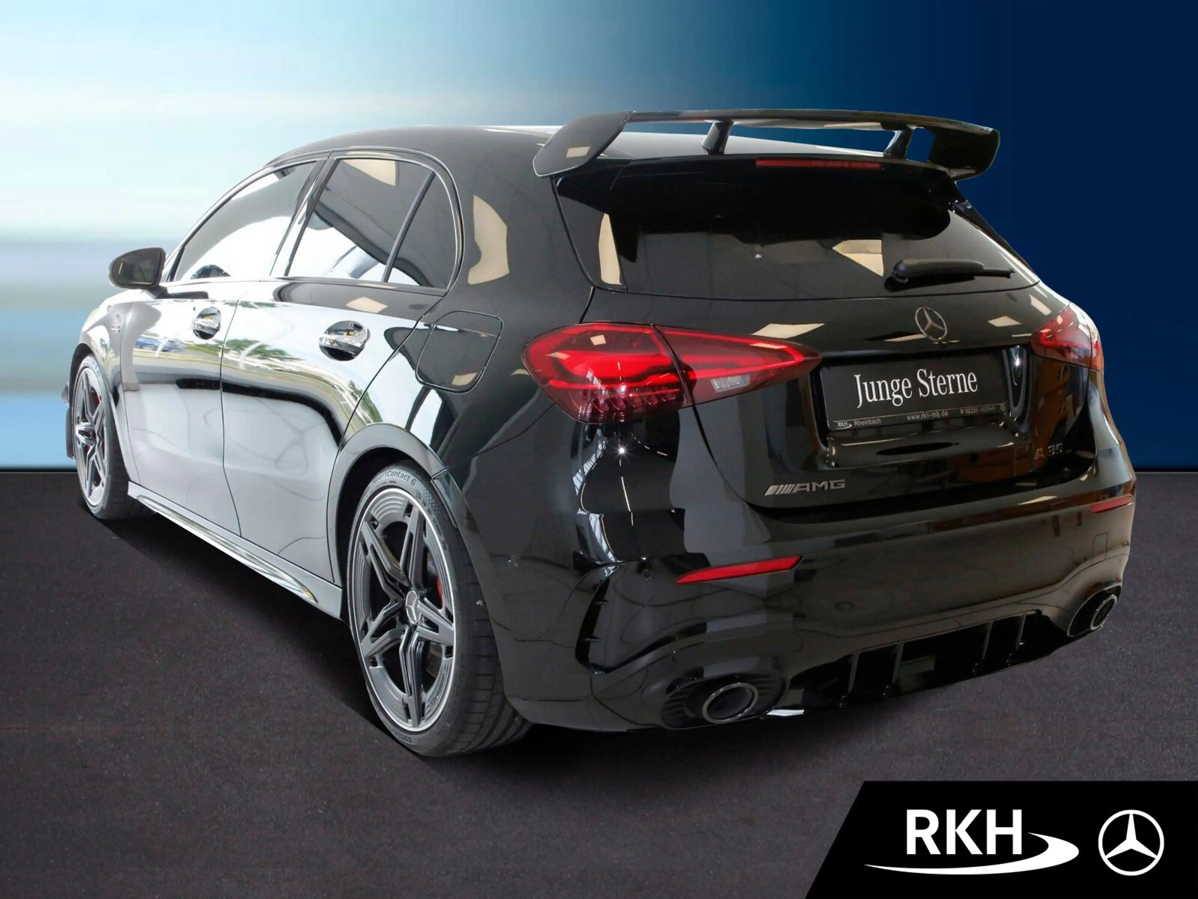 Mercedes-Benz A 35 AMG Mercedes-AMG A 35 4M AMG/Totw/360°/Pano/LED/SHZ — photo 4