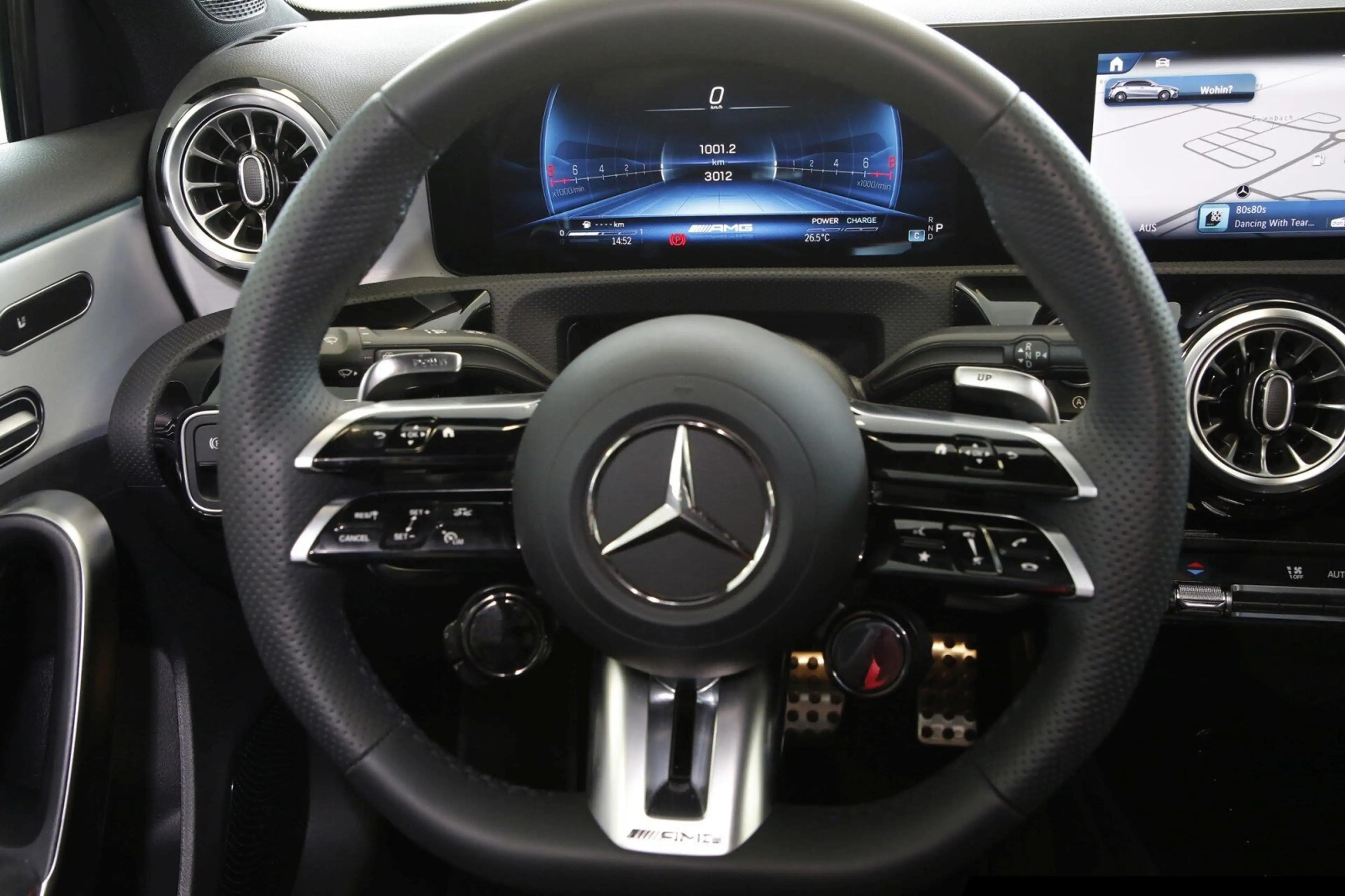 Mercedes-Benz A 35 AMG Mercedes-AMG A 35 4M AMG/Totw/360°/Pano/LED/SHZ — photo 13