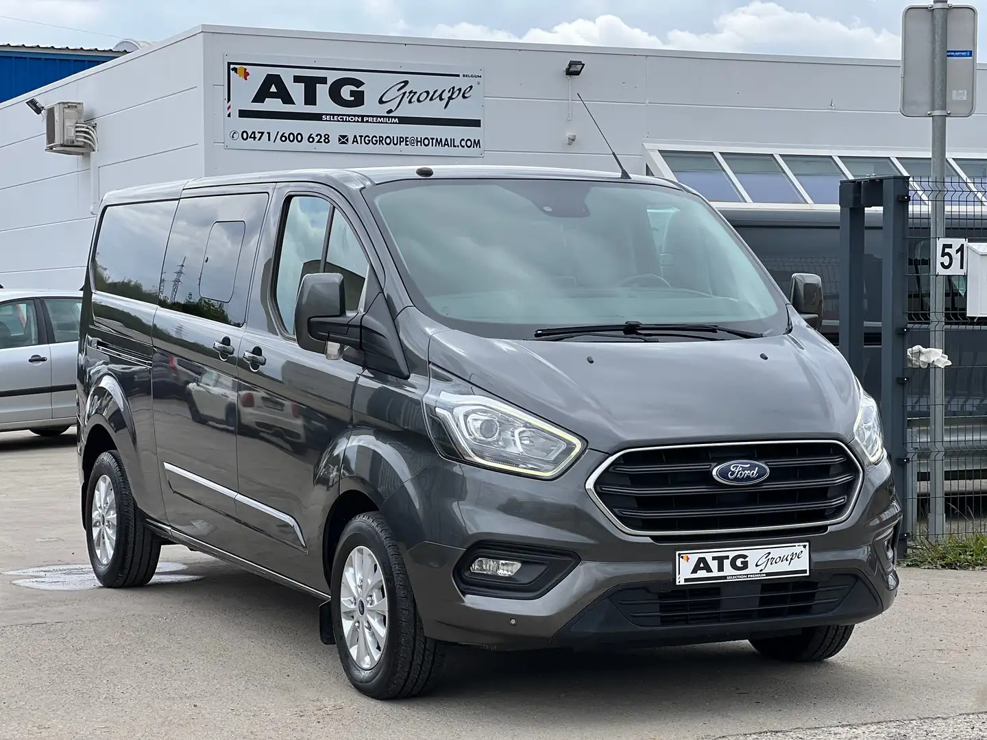 Ford Transit 2.0 TDCI 130CV DOUBLE CABINE 5PL TVAC LONG CHASS Gris - 1