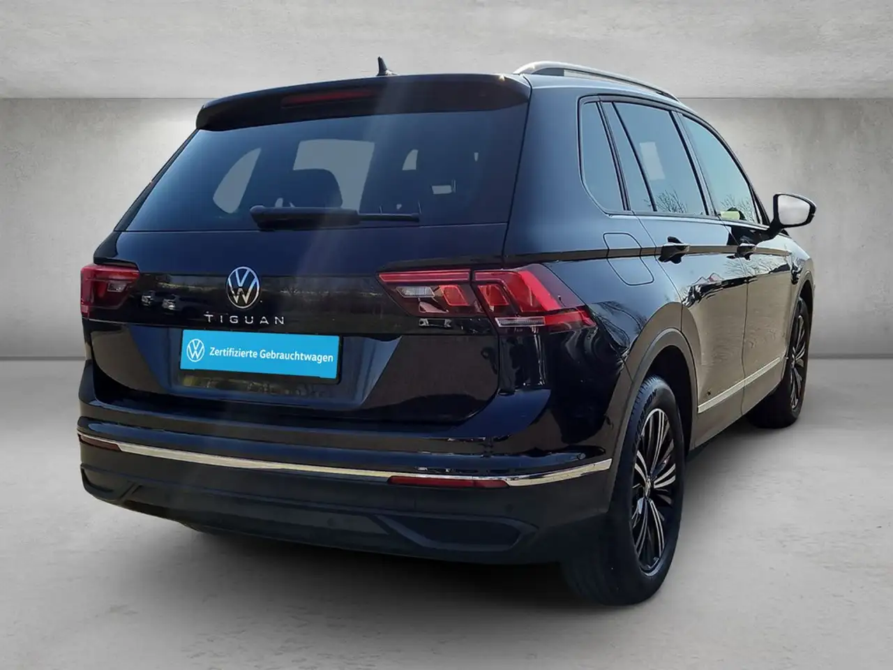 Volkswagen Tiguan 1.5 TSI DSG Active *Navi*LED*Kamera*HUD* 3