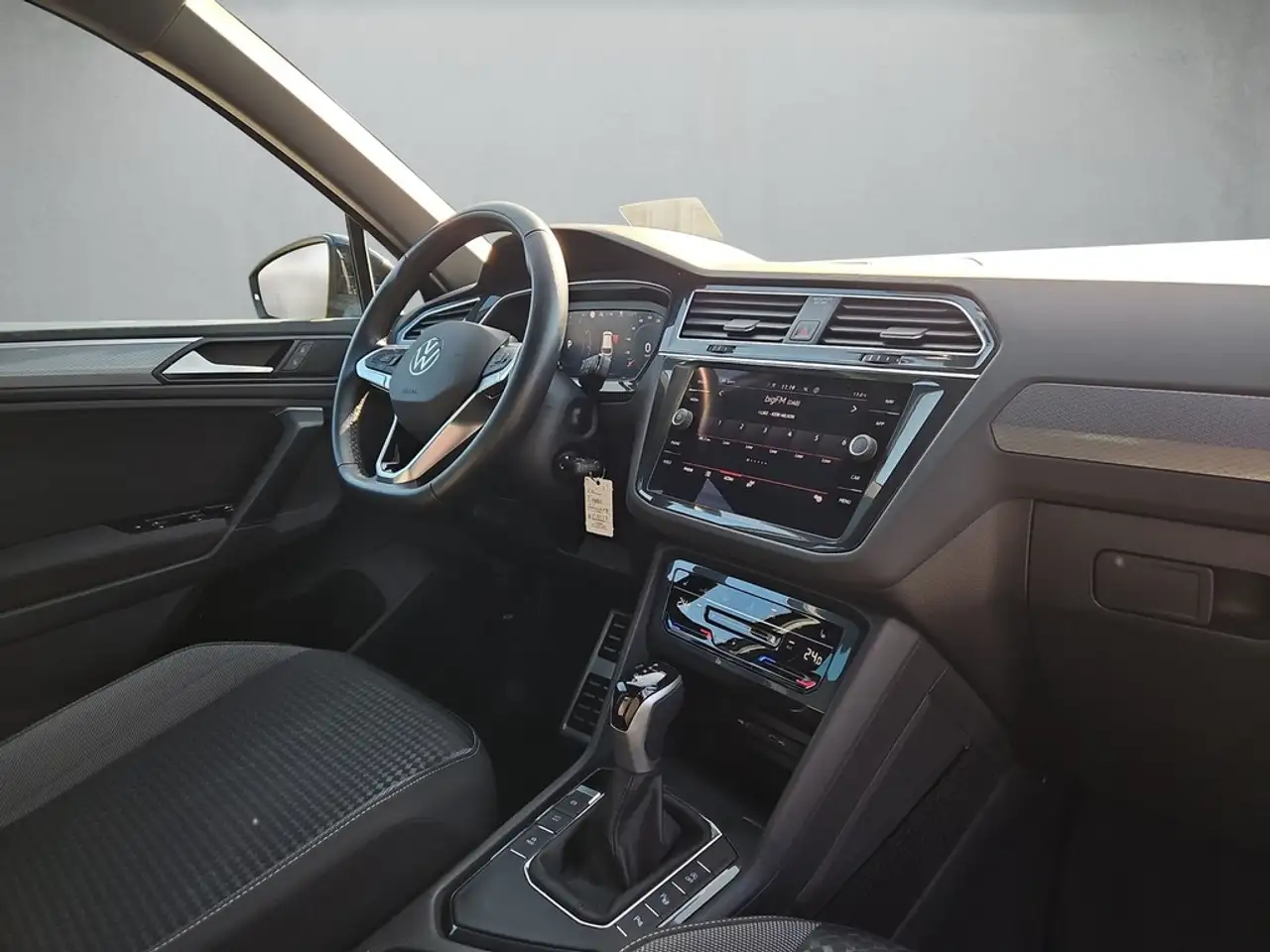 Volkswagen Tiguan 1.5 TSI DSG Active *Navi*LED*Kamera*HUD* 7