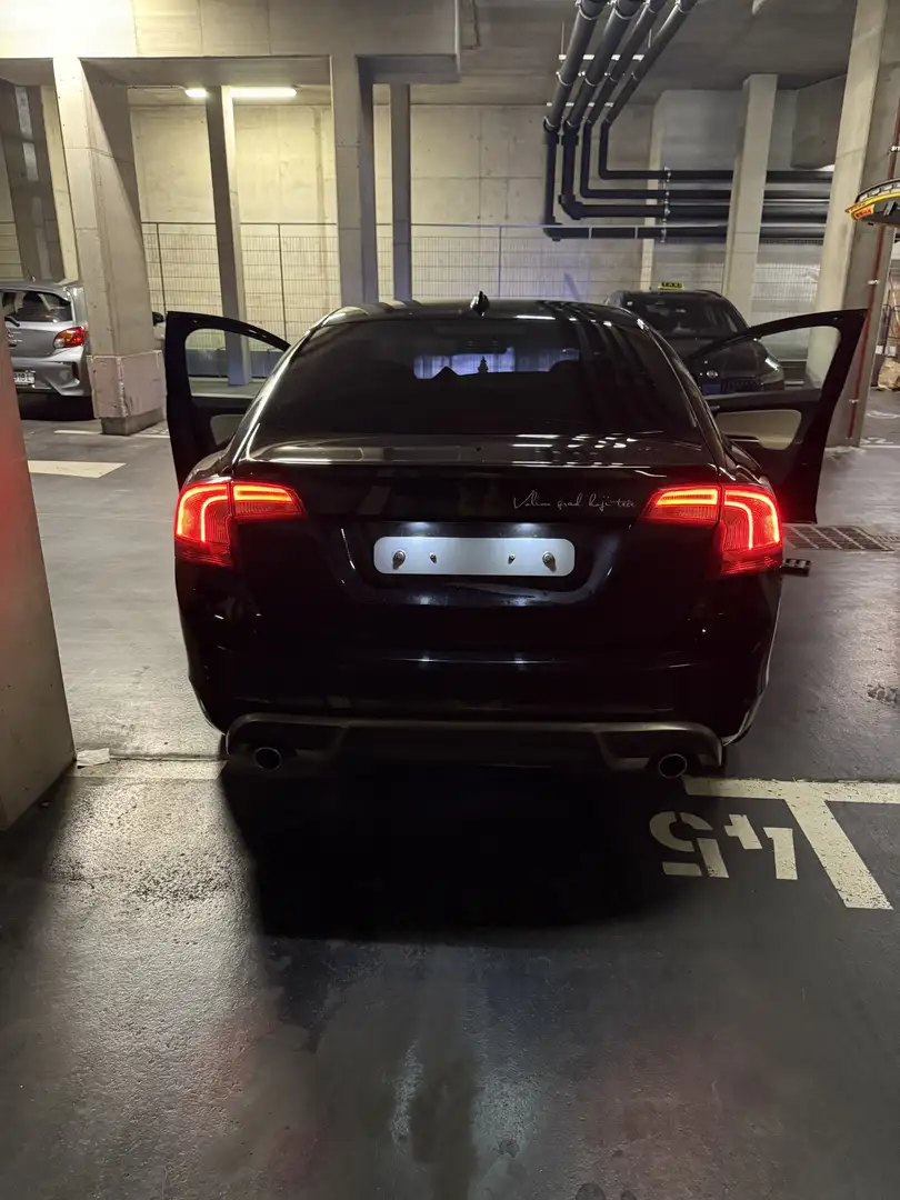 Volvo S60 D3 Kinetic - 2