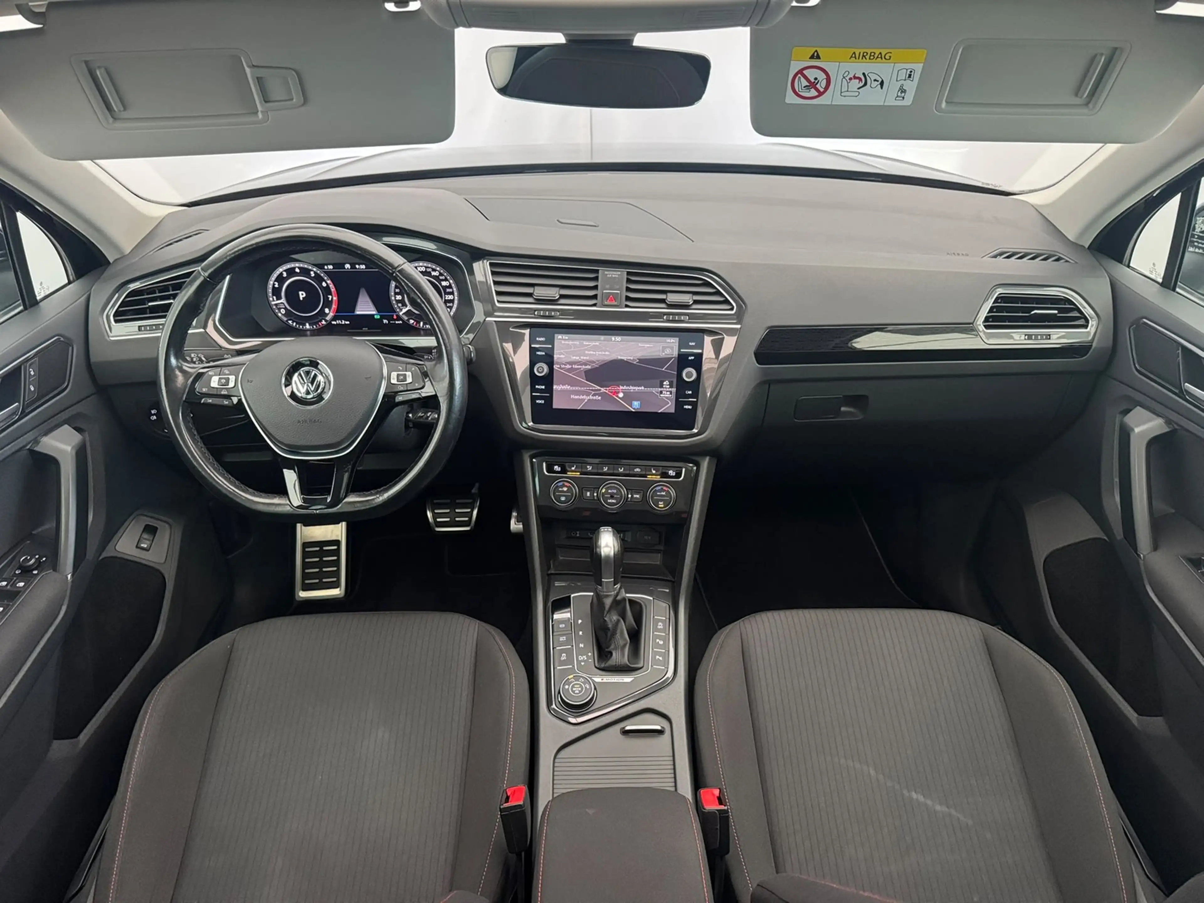 Volkswagen Tiguan Sound 1.4TSI 4M+PANO+AHK+KAMERA+STZH+ACC — photo 2