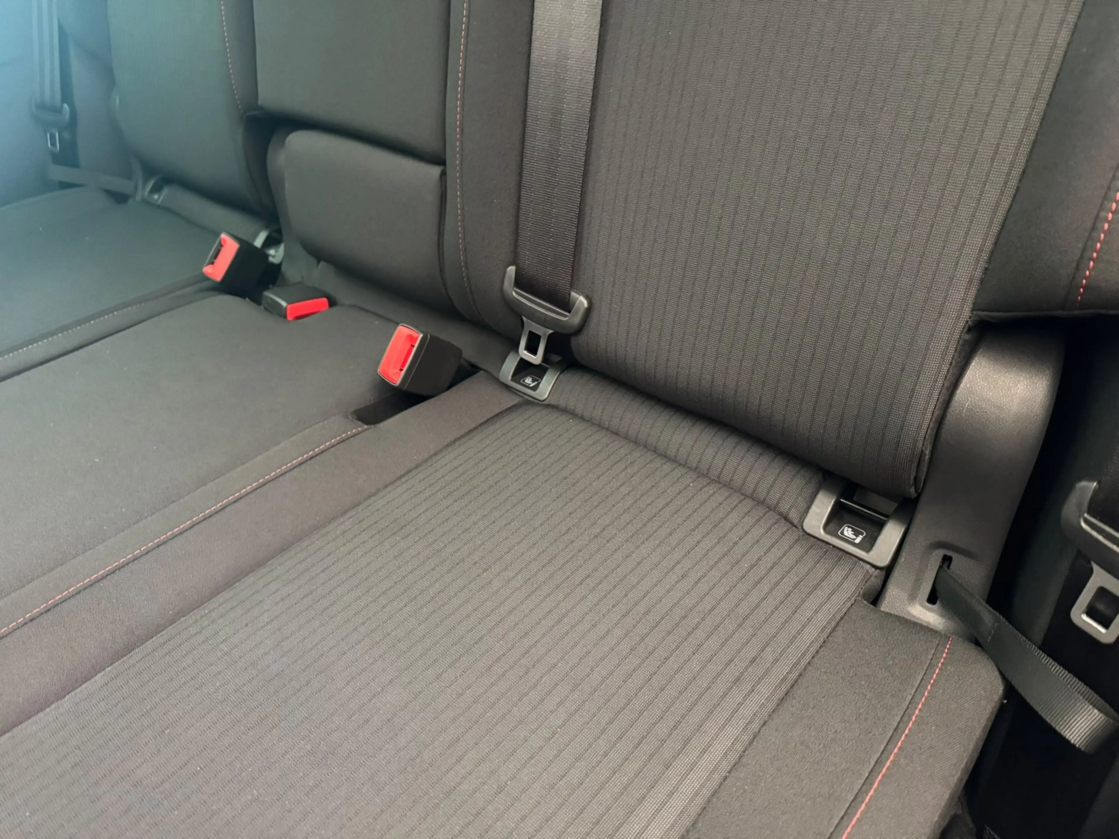 Volkswagen Tiguan Sound 1.4TSI 4M+PANO+AHK+KAMERA+STZH+ACC — photo 14