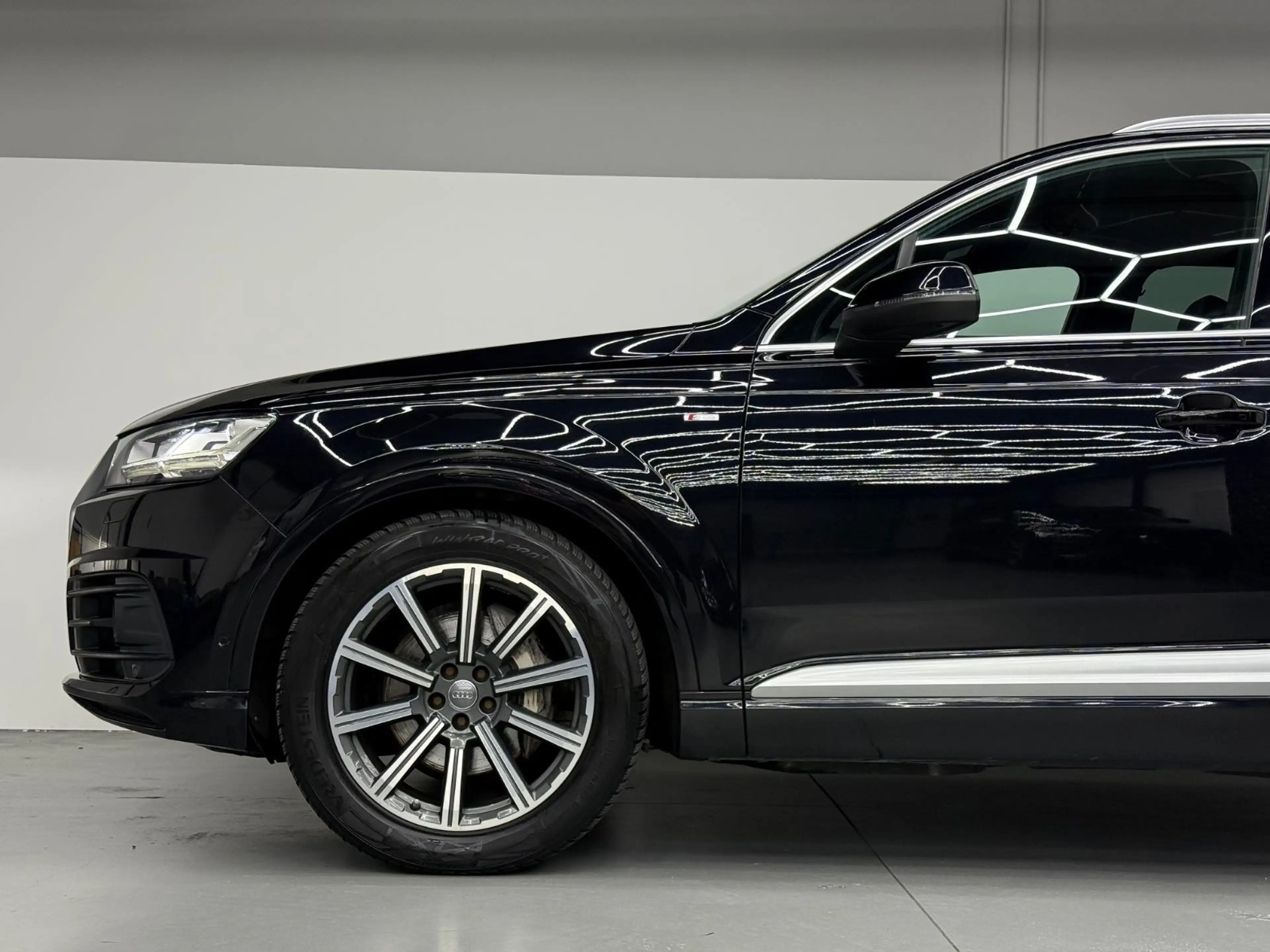 Audi Q7 3.0 TDI ultra quattro ACC*AHK*360°*SPUR*STAND — photo 6