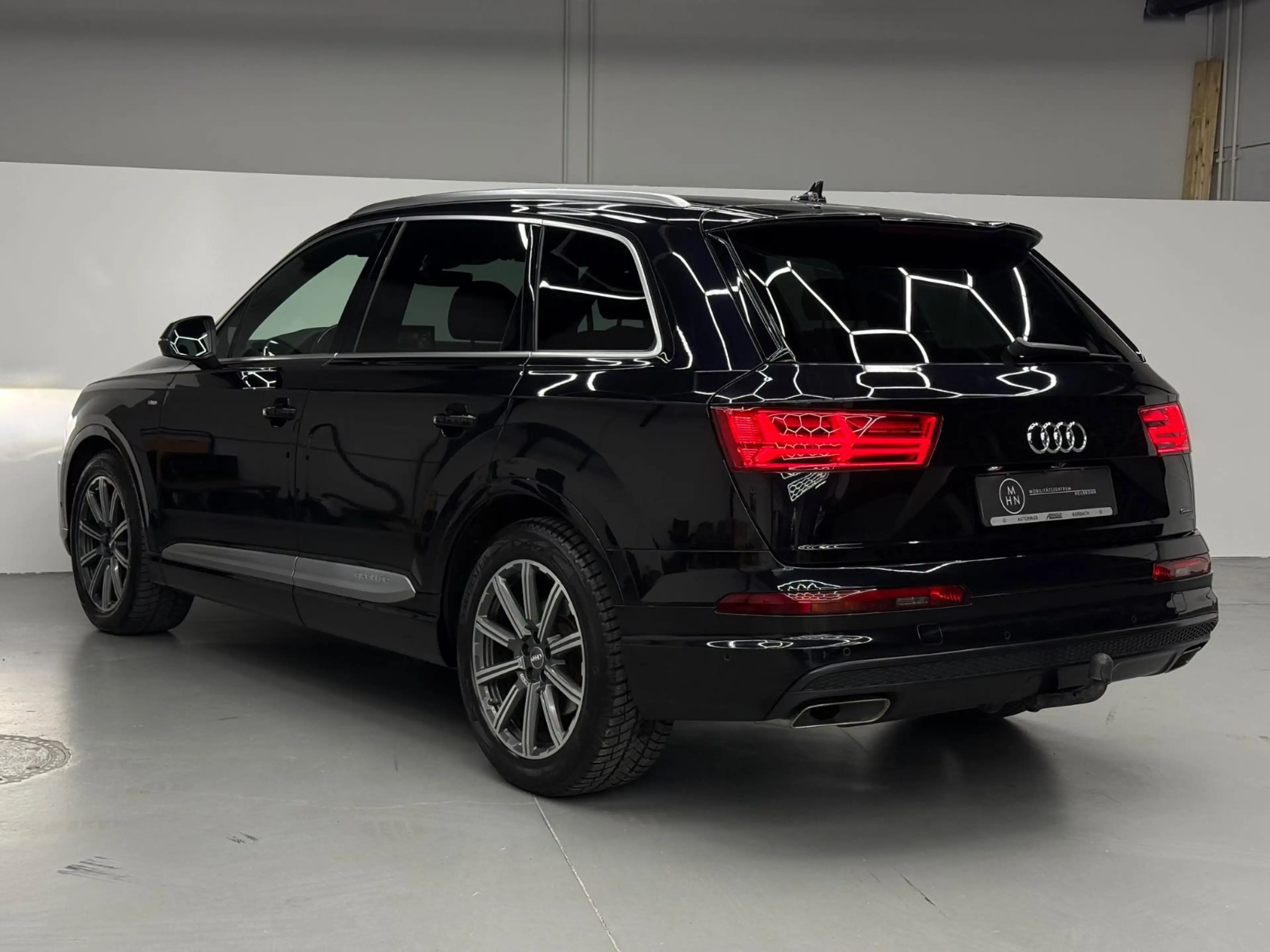 Audi Q7 3.0 TDI ultra quattro ACC*AHK*360°*SPUR*STAND — photo 10