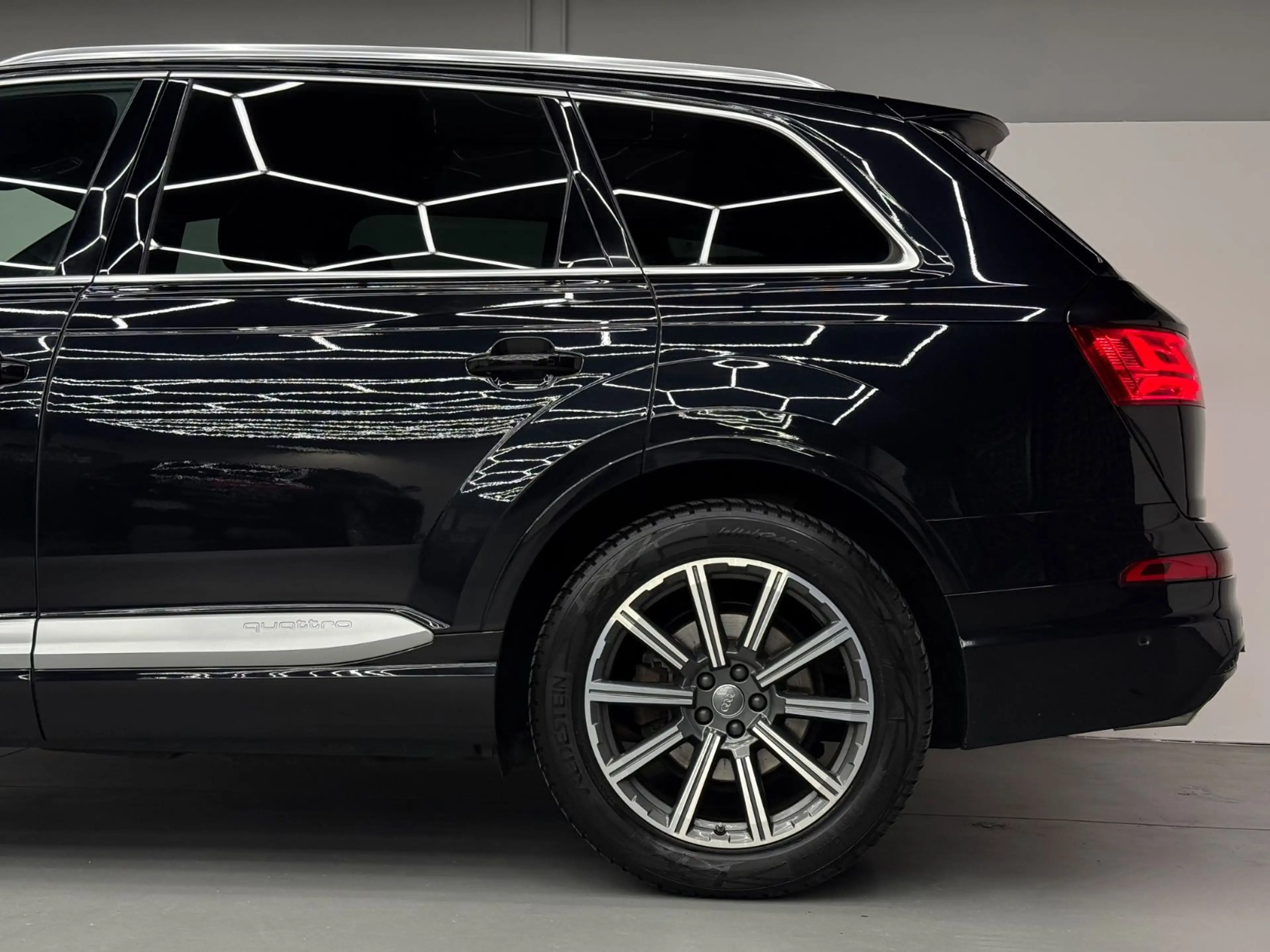 Audi Q7 3.0 TDI ultra quattro ACC*AHK*360°*SPUR*STAND — photo 7