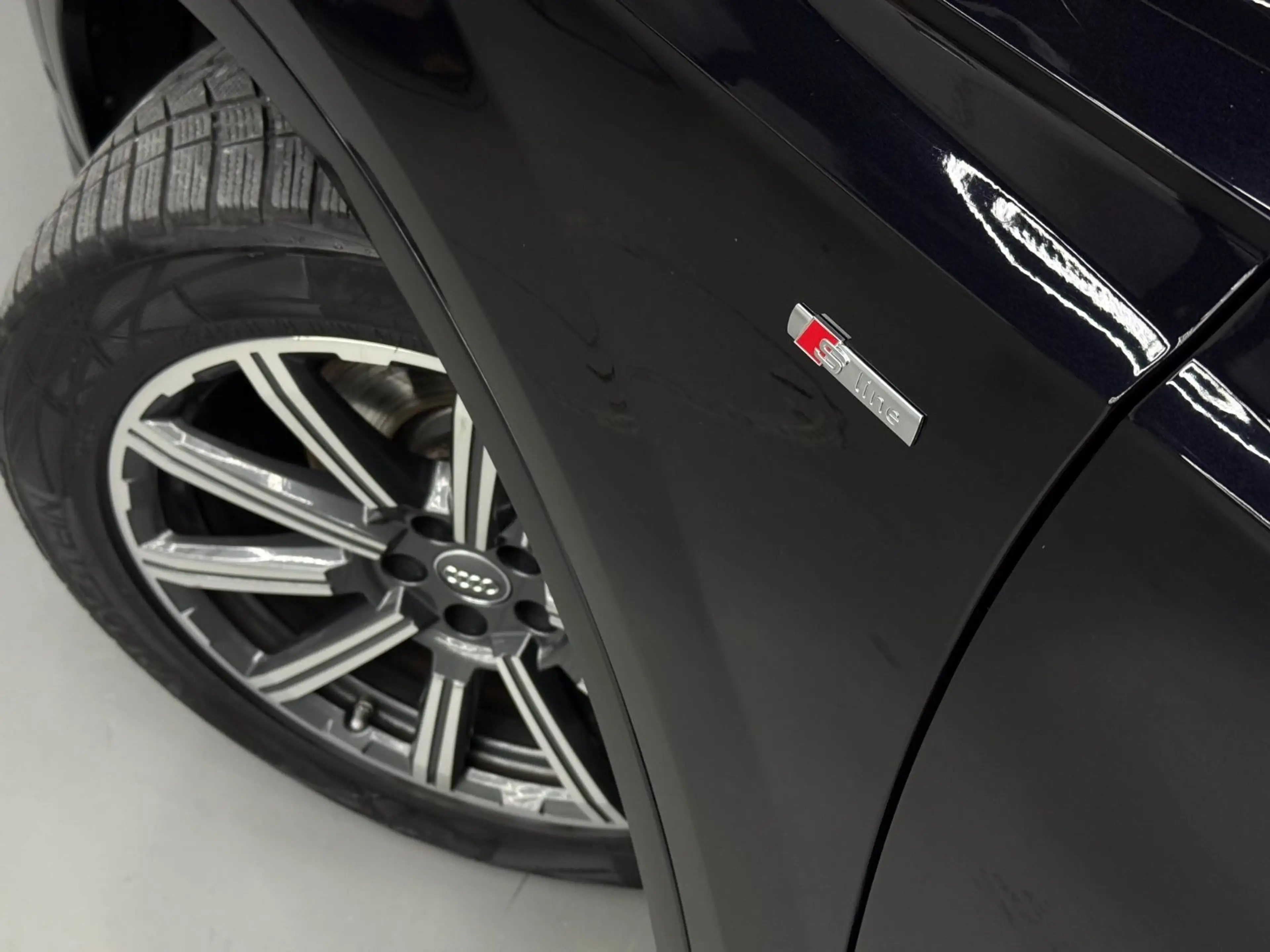 Audi Q7 3.0 TDI ultra quattro ACC*AHK*360°*SPUR*STAND — photo 9