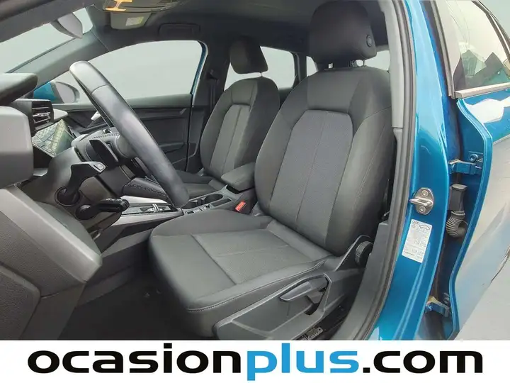 Audi A3 2023, foto 7