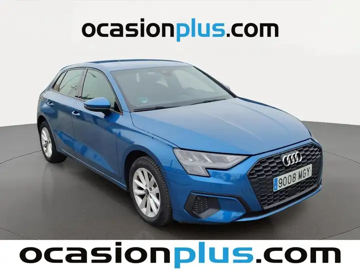 Audi A3 2023, foto 2