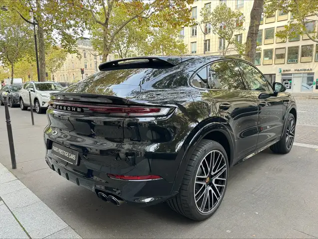 Porsche Cayenne view 5