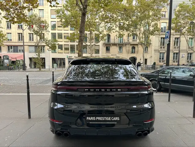Porsche Cayenne view 6