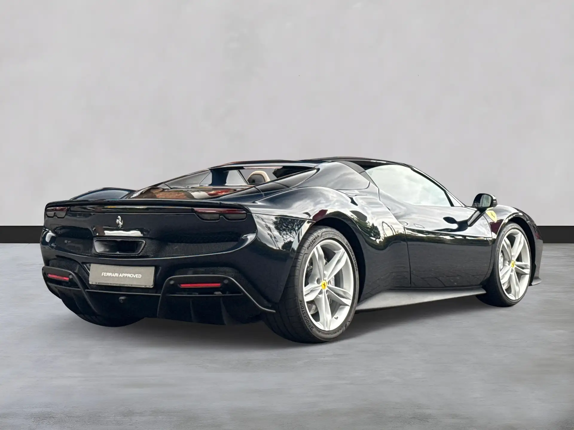 페라리 296 GTS 2024 블랙 사진 6