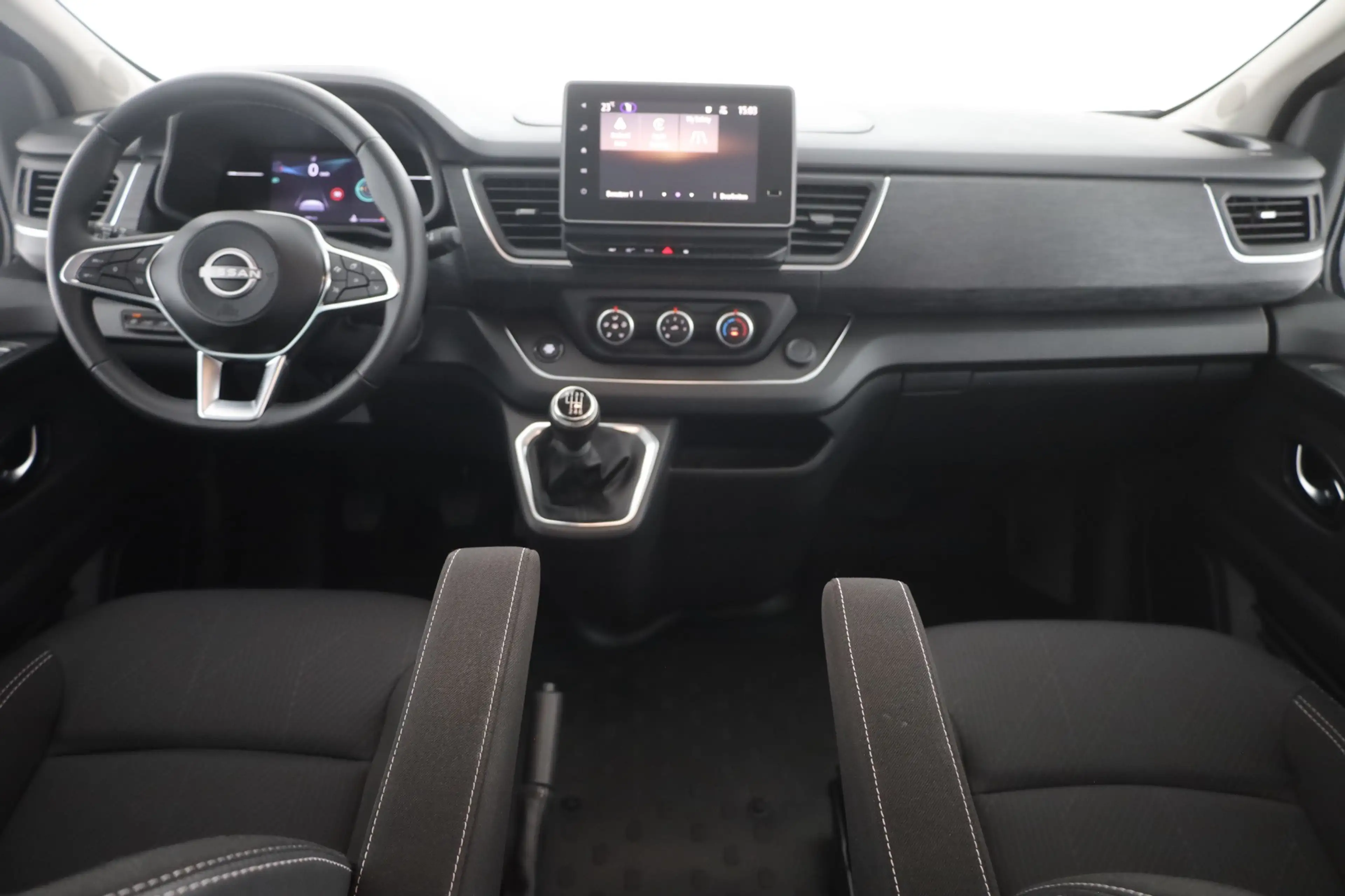 Nissan Primastar 2.0 Kombi Tekna dCi 8-Sitzer LED Navi — photo 9