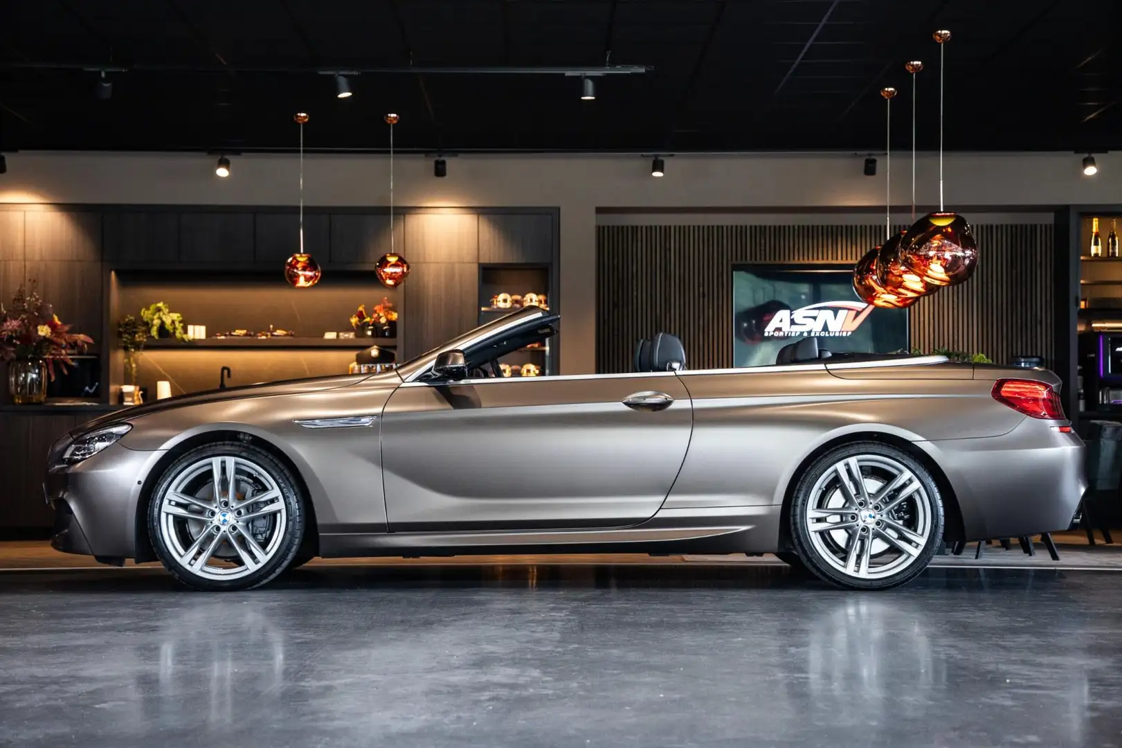 BMW 640 6-serie Cabrio 640xi High Executive, 320 PK, Froze Hnědá - 2