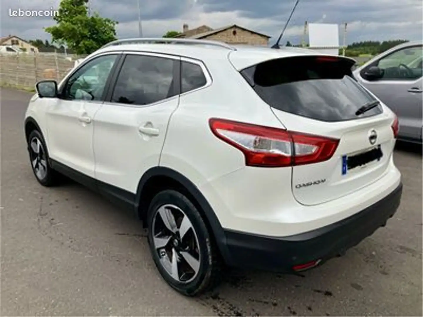 Nissan Qashqai tekna %2B 115 chv 1er main Blanc - 2
