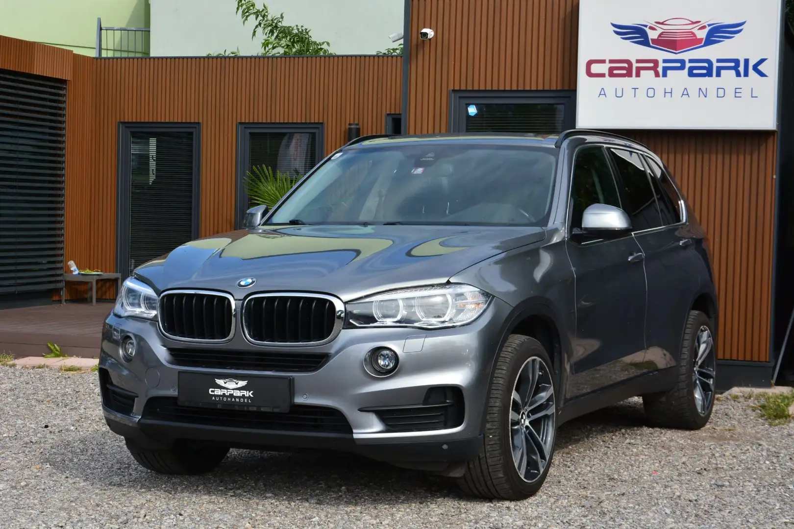BMW X5 xDrive30d Aut. | Panorama | Leder | Grau - 2