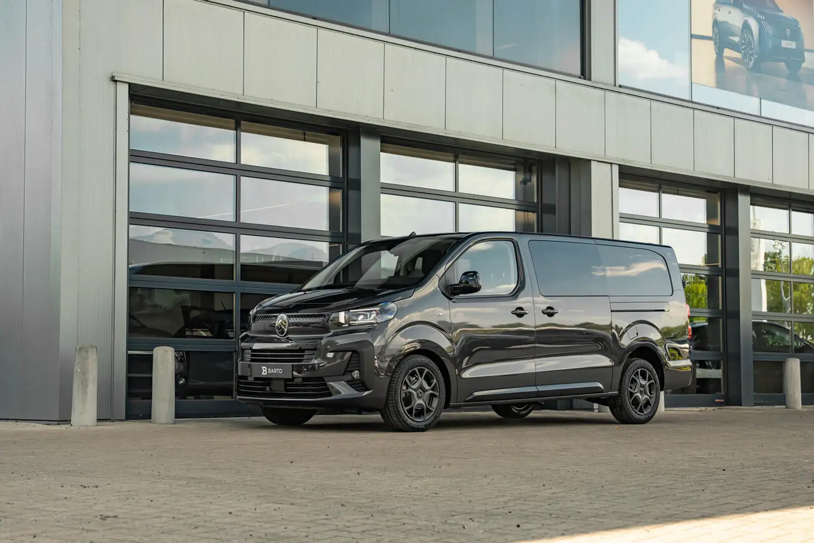 Citroen Jumpy 180 PK AT | Luxury Pack | ACC | TH | LED | Navi... Grijs - 2