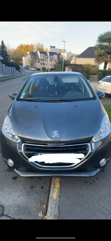 Peugeot 208 1.2 VTi 82ch BVM5 Allure