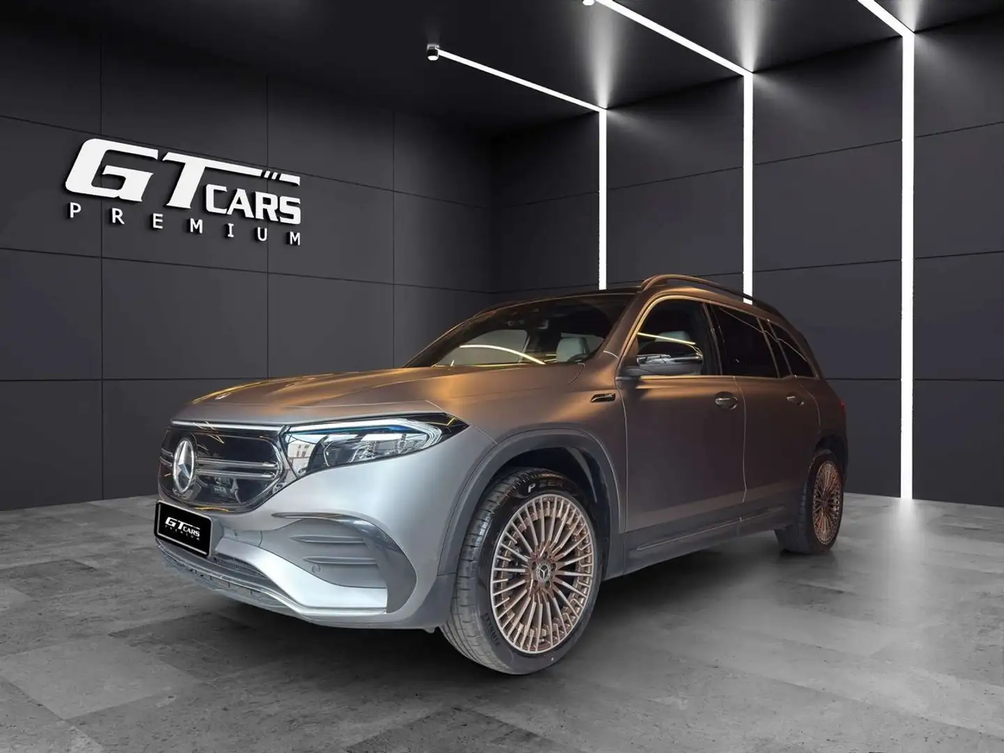 Mercedes-Benz EQB 300 4Matic Gris - 1