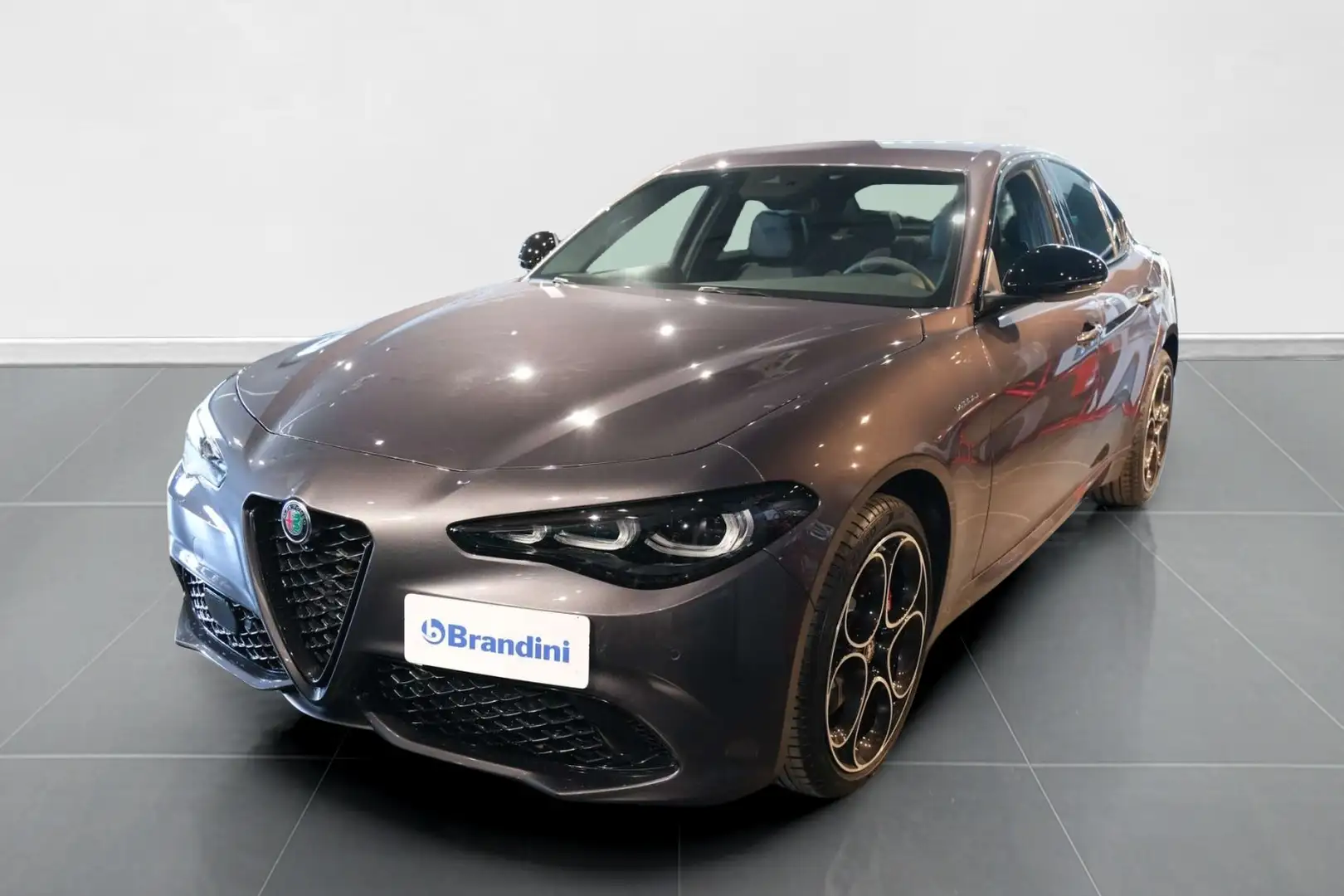 Alfa Romeo Giulia 2.2 Turbo Veloce Gris - 1