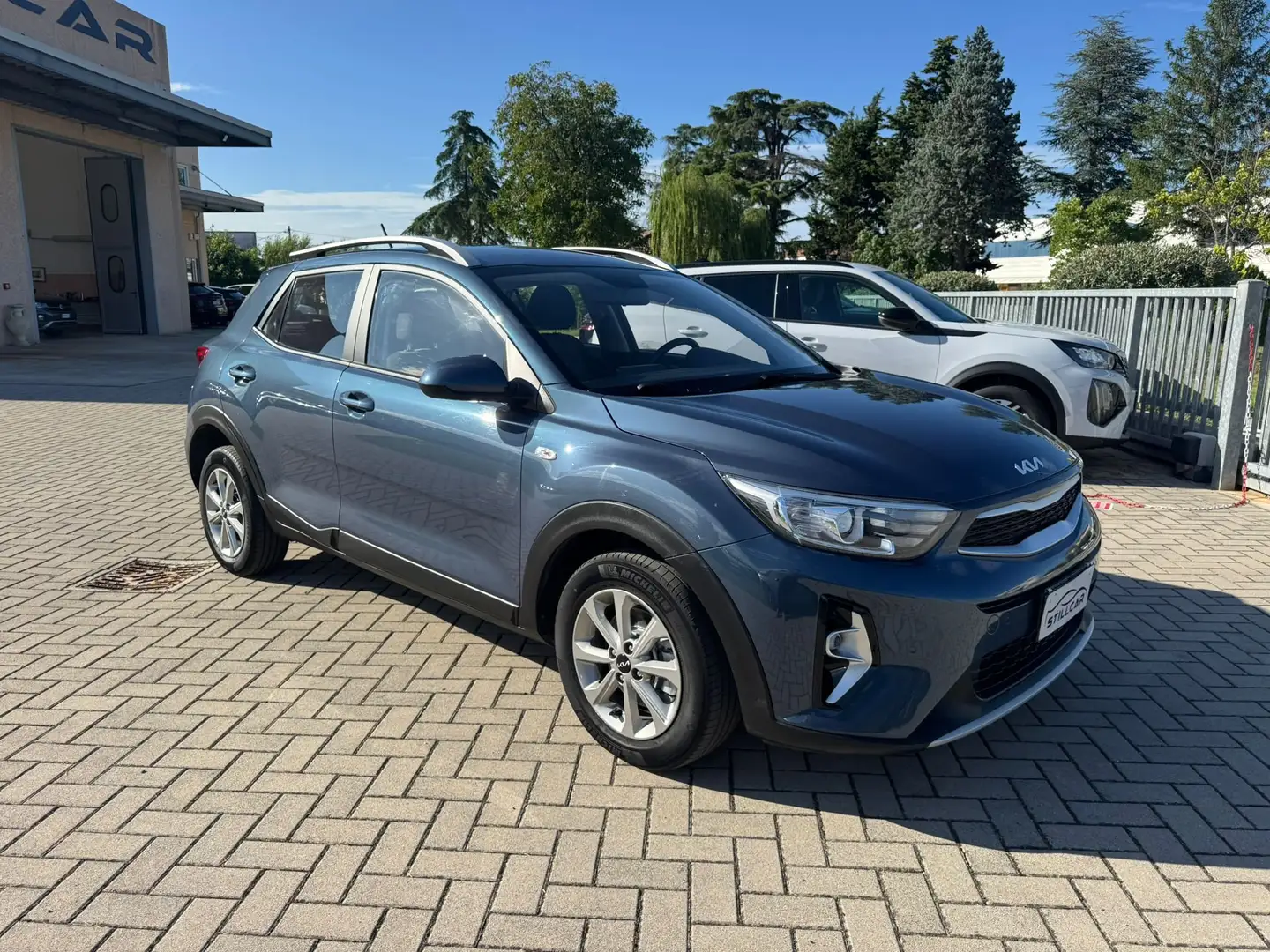 Kia Stonic Stonic 1.0 t-gdi mhev Urban 100cv mt Grigio - 1