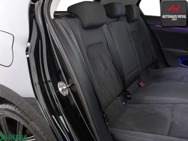 Volkswagen Golf view 13