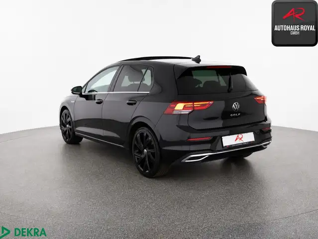 Volkswagen Golf view 3