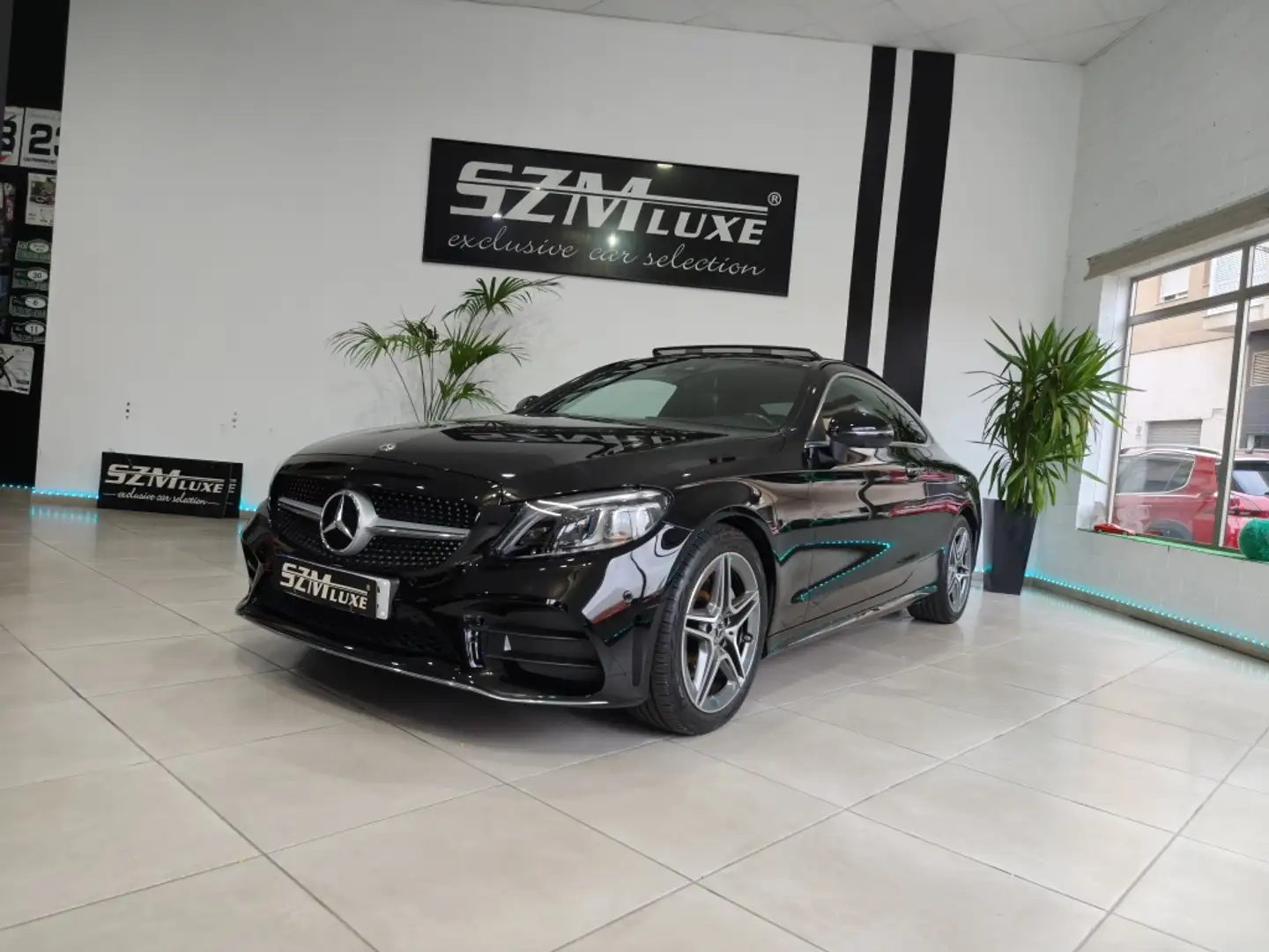 Mercedes-Benz CLA 220 220d Negro - 1