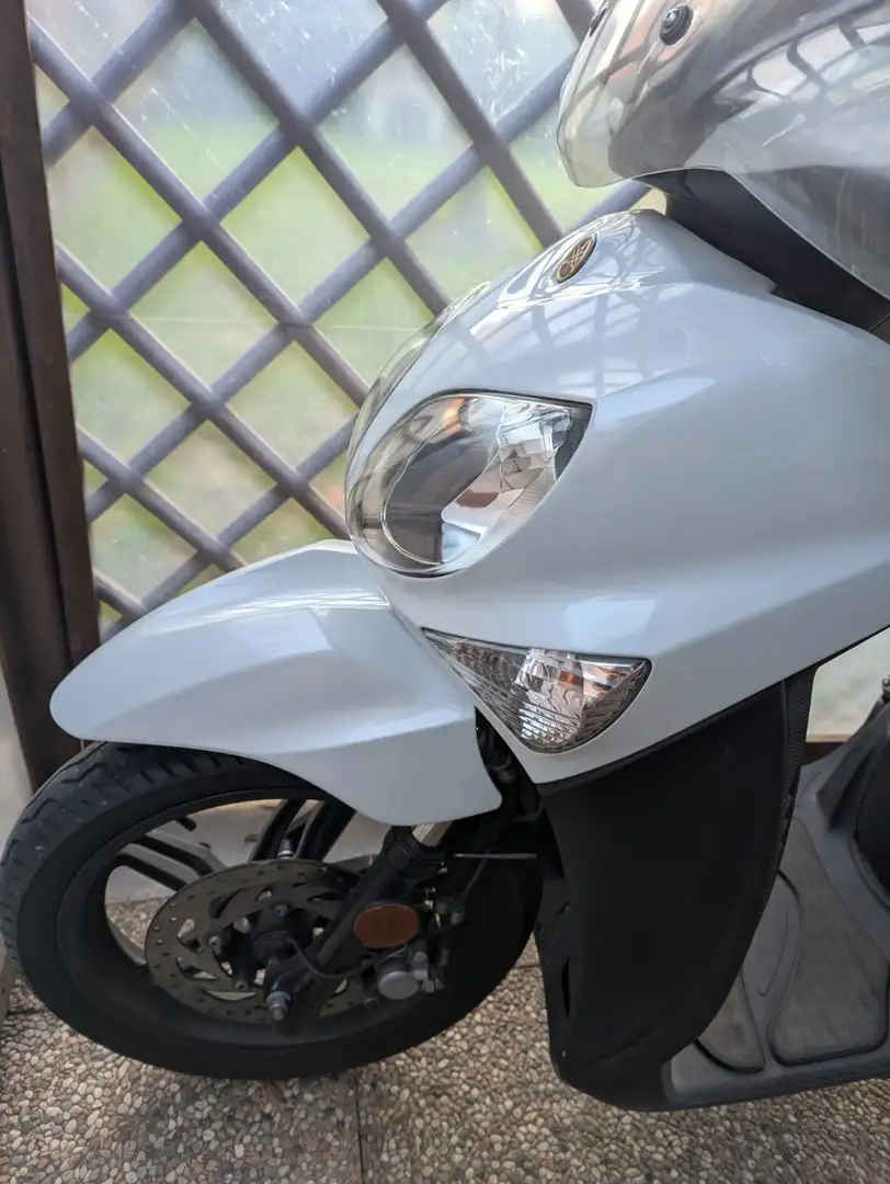 Yamaha Xenter 125 Blanco - 2