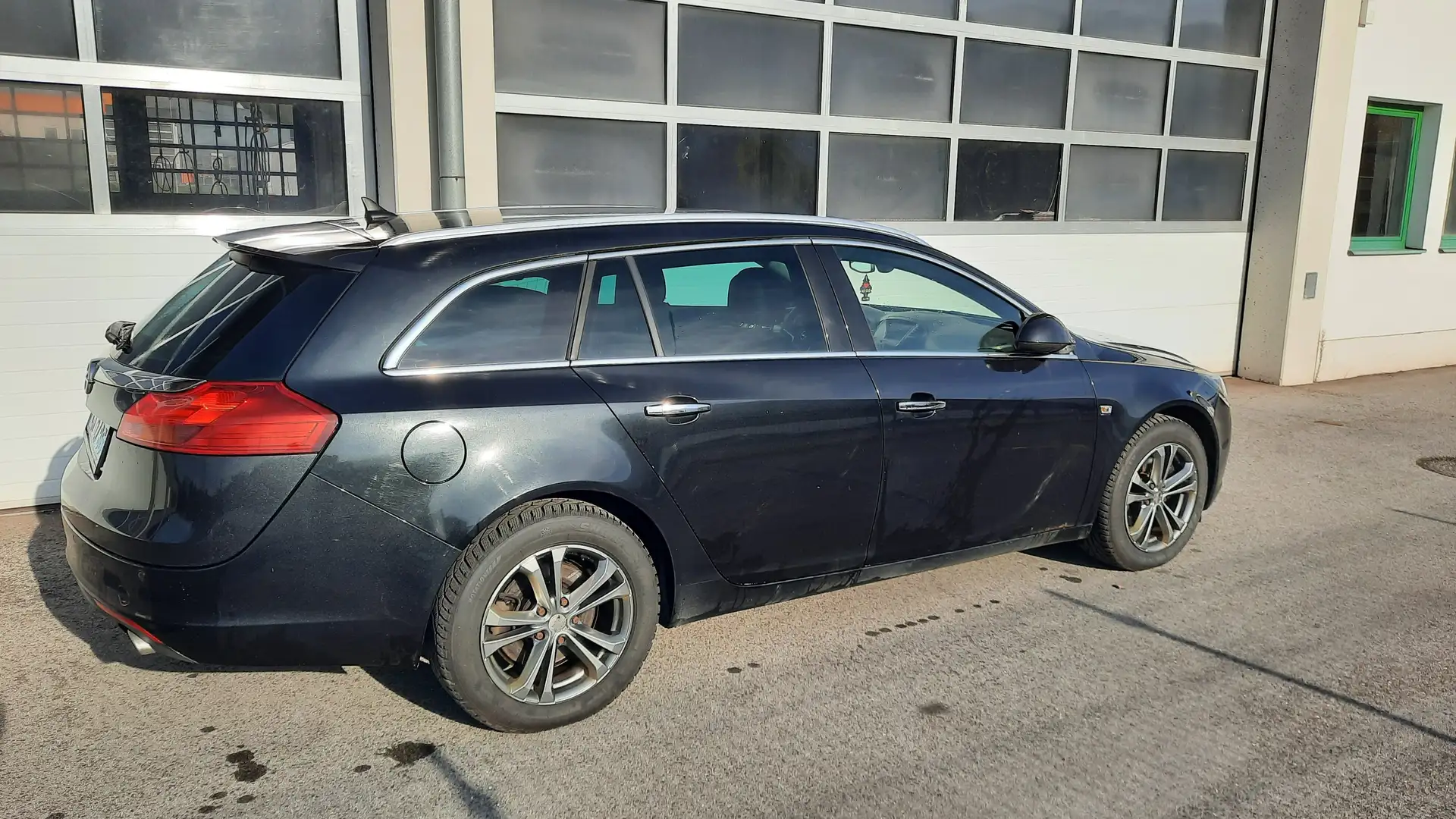 Opel Insignia ST 2,0 BiTurbo Edition 30 CDTI DPF Allrad Aut. Noir - 2