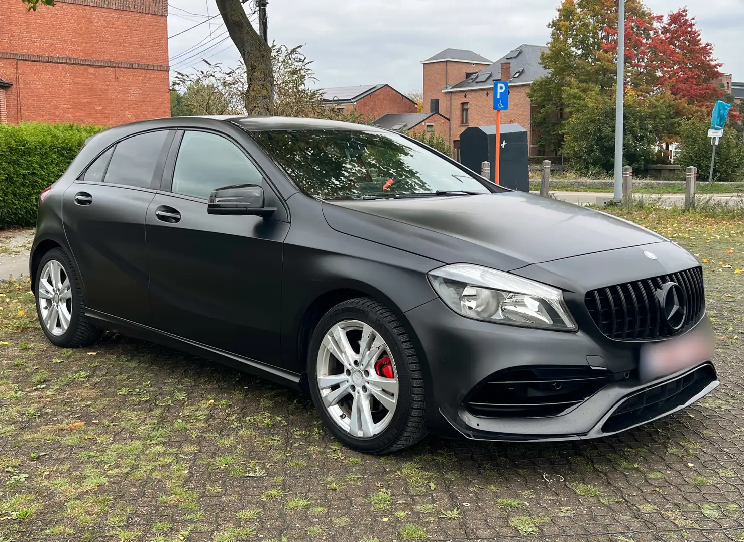 Mercedes-Benz A 180 Stain Black Edition benzine Gekeurd Voor Verkoop Zwart - 2