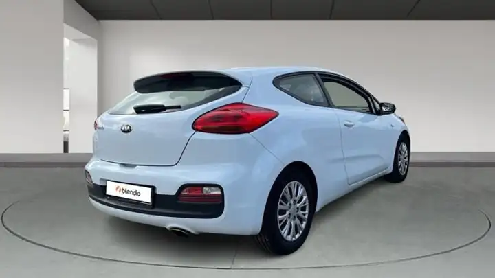 Kia Proceed 1.4 CVVT Concept 2015, foto 5