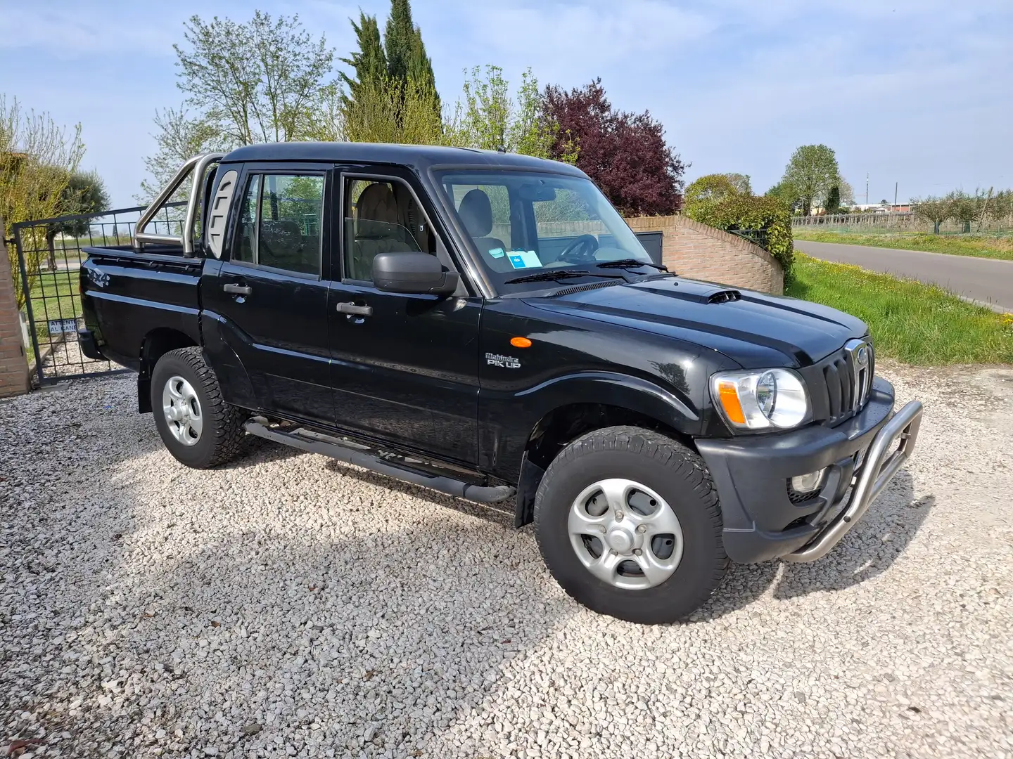Mahindra Goa Goa Pick Up 2.2 mhawk 16v dc 4wd E5 Negro - 1