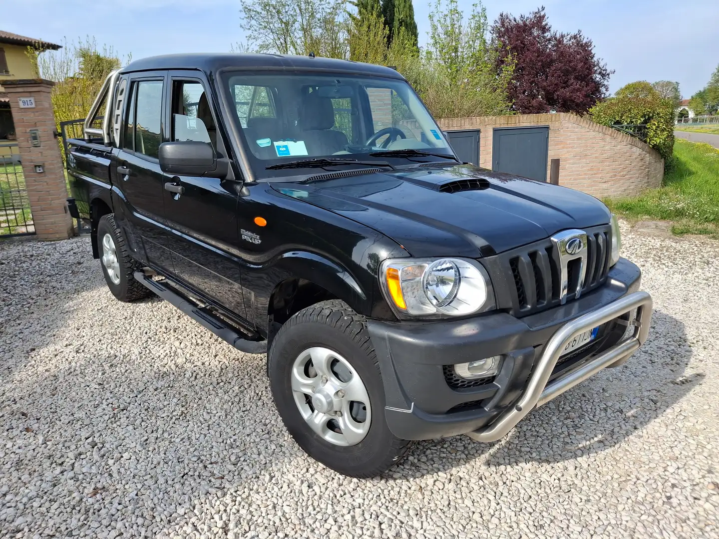 Mahindra Goa Goa Pick Up 2.2 mhawk 16v dc 4wd E5 Negro - 2