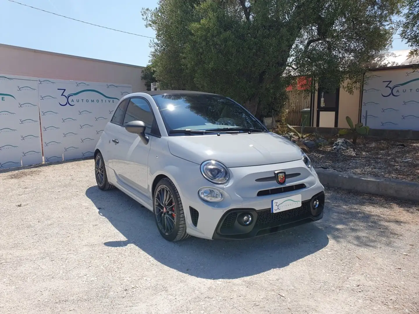 Abarth 695 C 1.4 Turbo T-Jet 180 CV Gris - 1