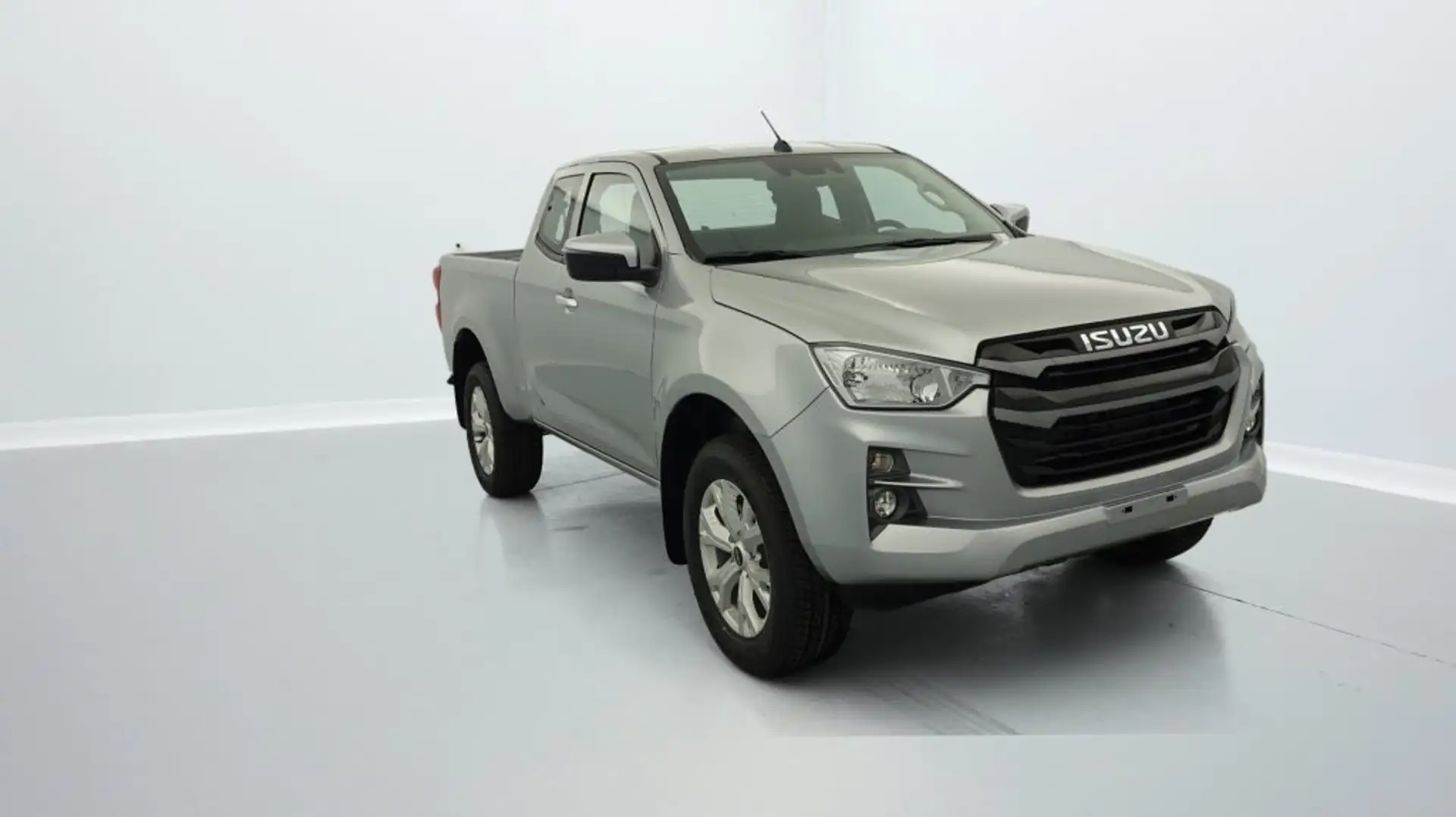 Isuzu D-Max N60 1.9 Space Cab B 4X4 Argento - 1