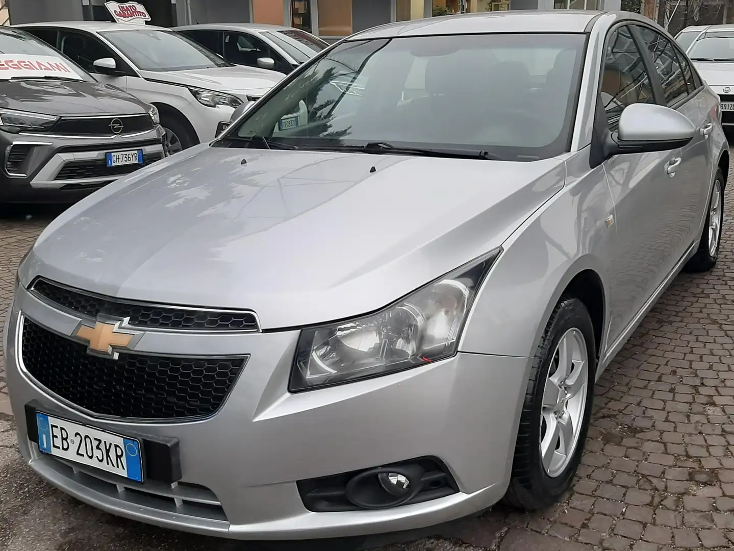 Chevrolet Cruze 1.6 LS NEOPATENTATI Argento - 1
