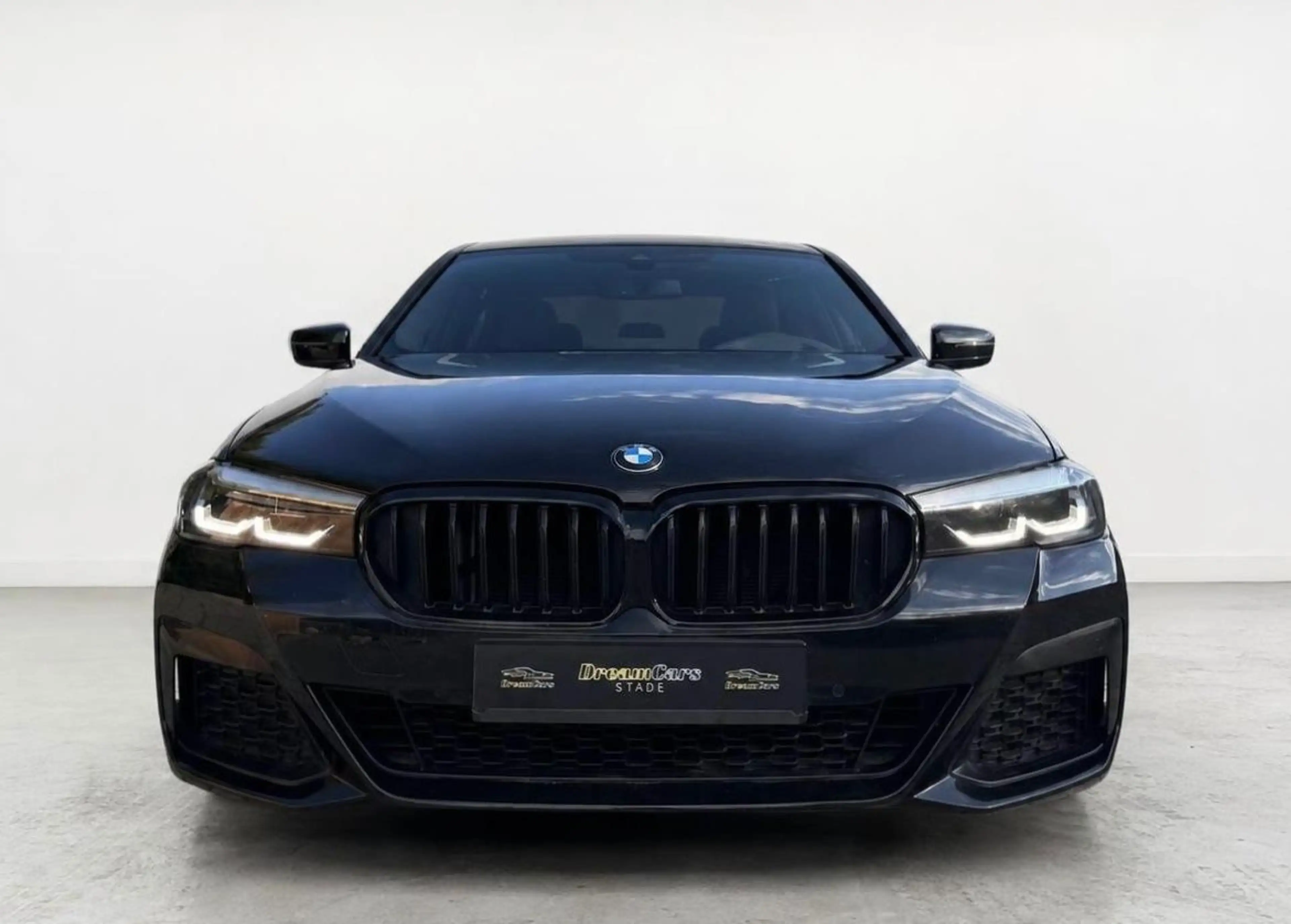 BMW 520 d M-Sport HUD/MEMORY/H&K/KAMERA/LEDER/AHK — photo 8